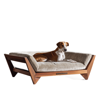 netbt_A_luxury_architectural_dog_bed_combining_modern_minimal_db6253a3-cade-44e8-82fc-95056e9c55c5_3